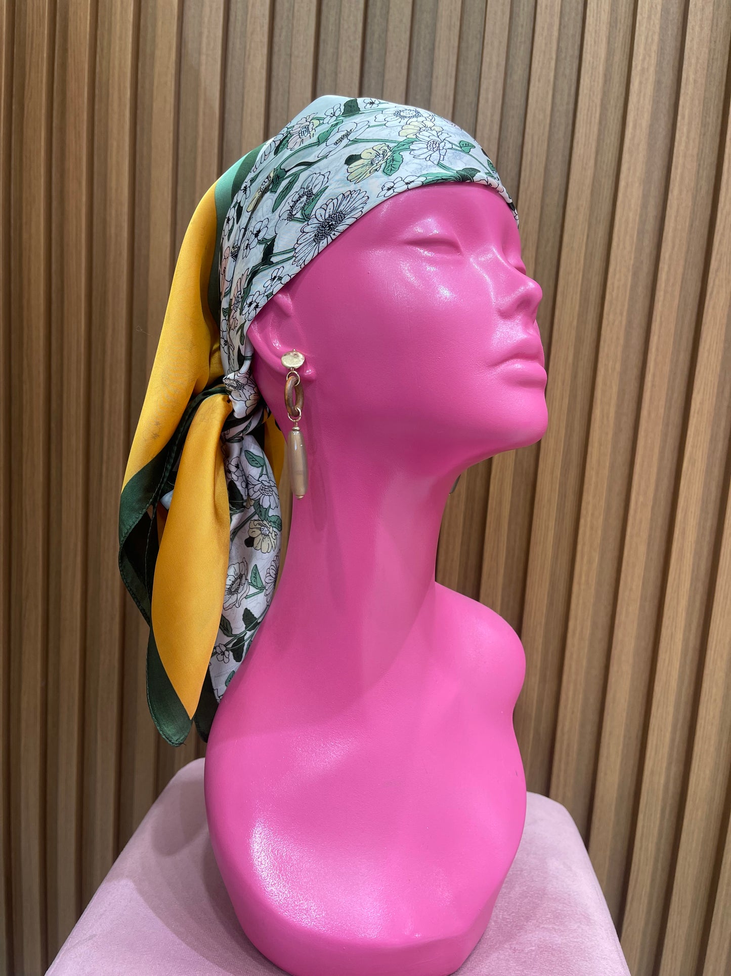 Rumera Scarf