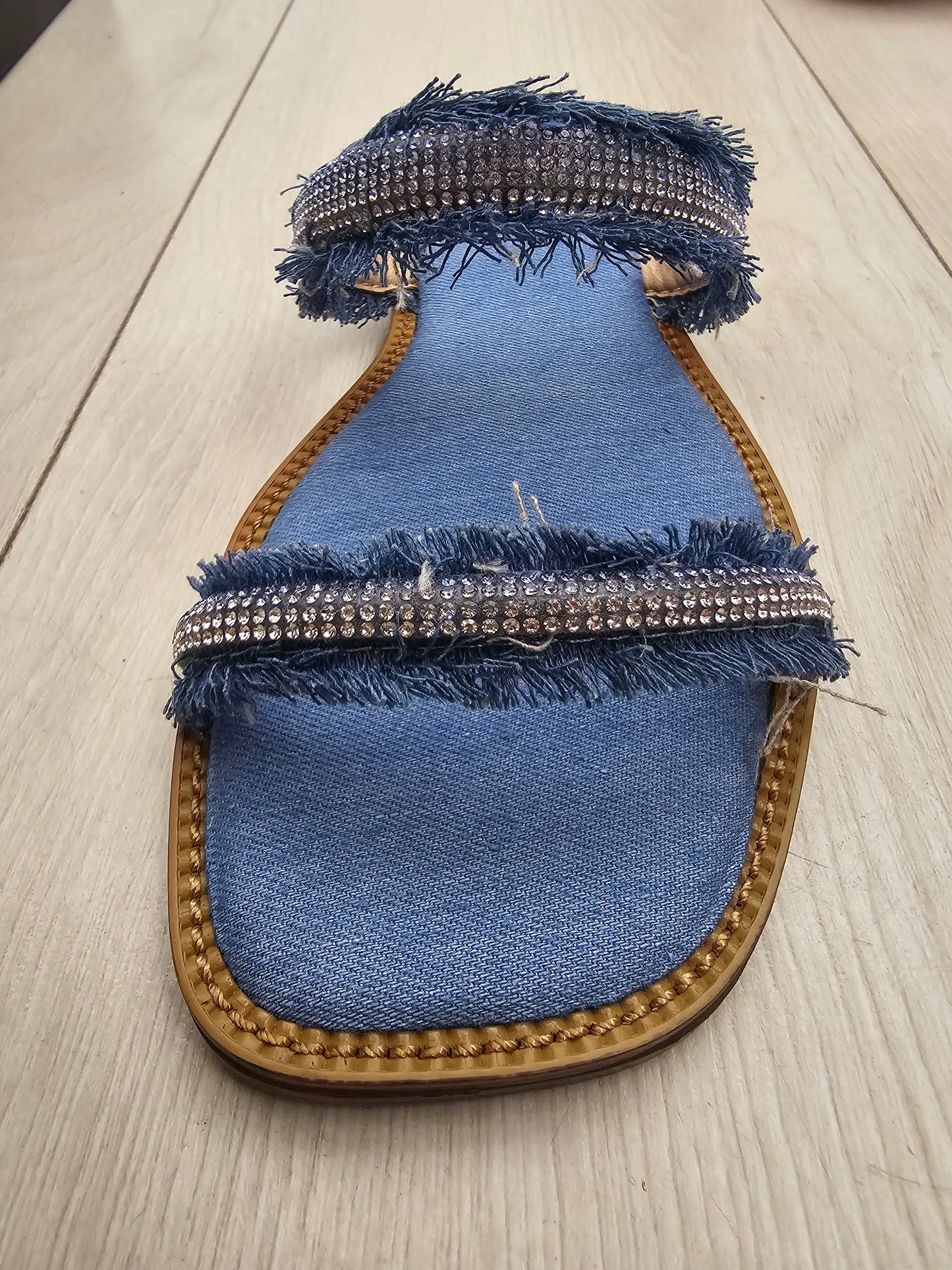 Aana Final Sale Sandals