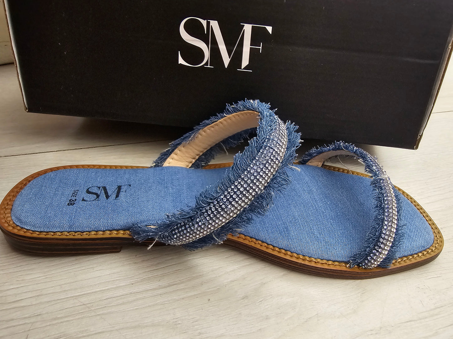 Aana Final Sale Sandals