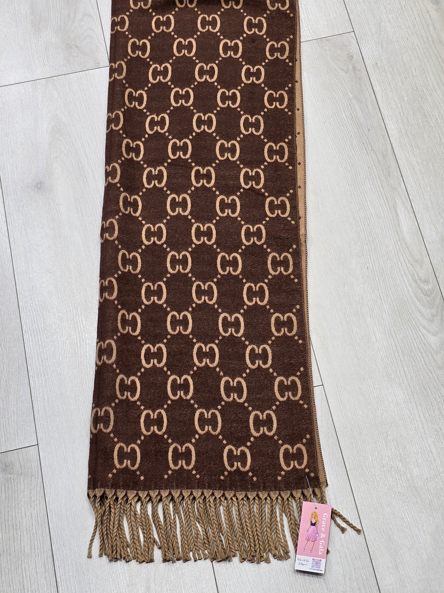 Paula Scarf