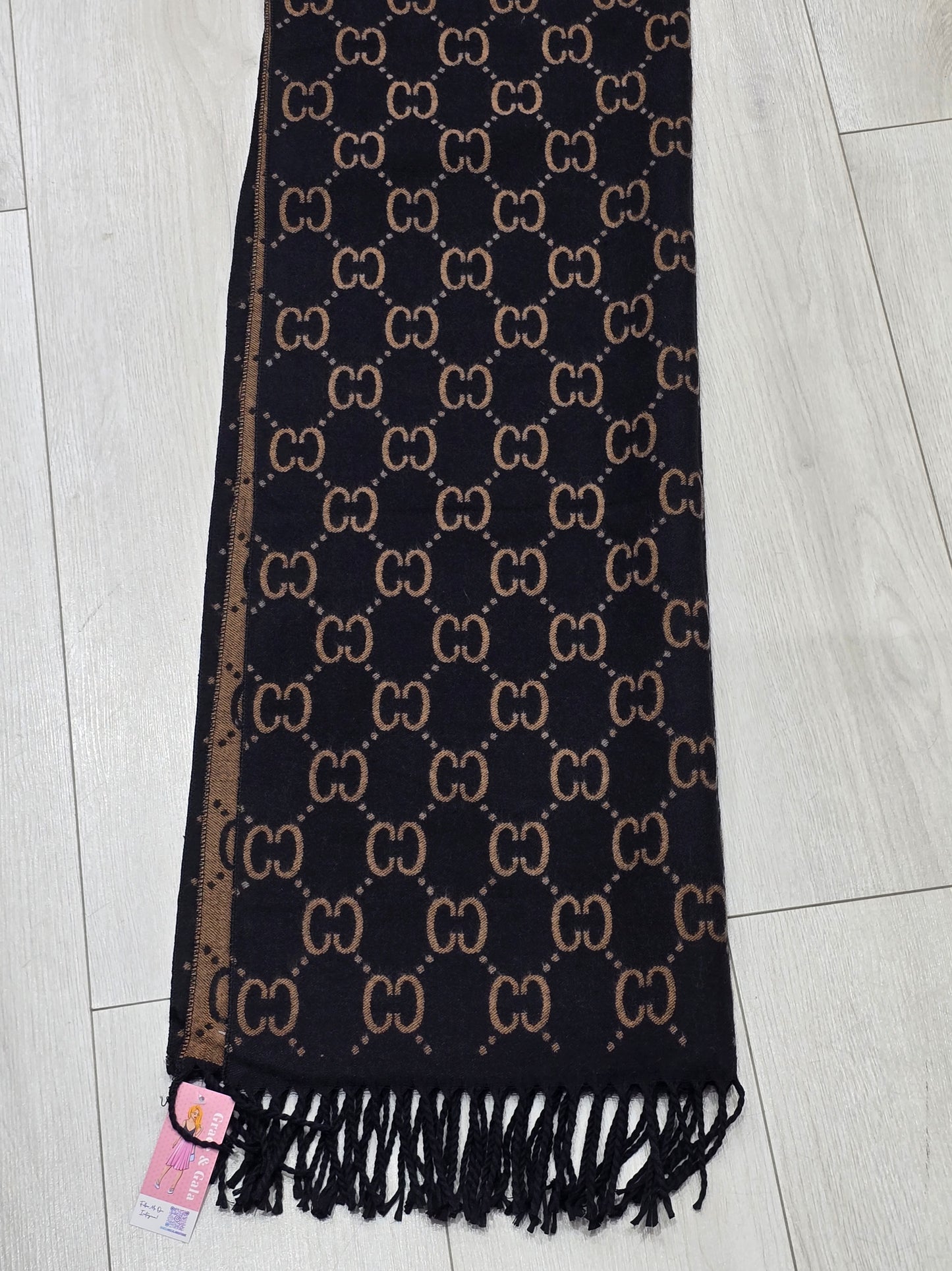 Paula Scarf