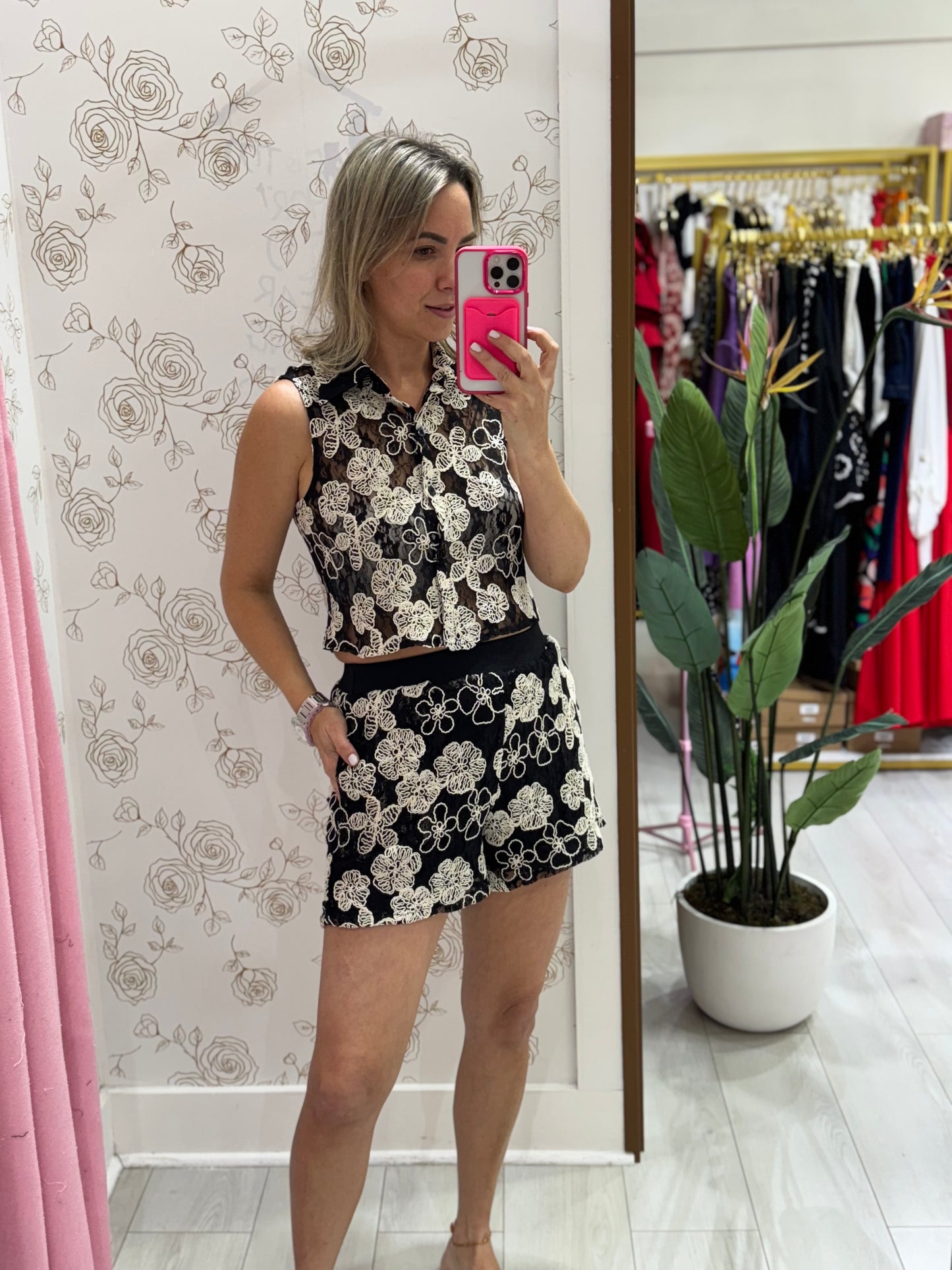Aura Short