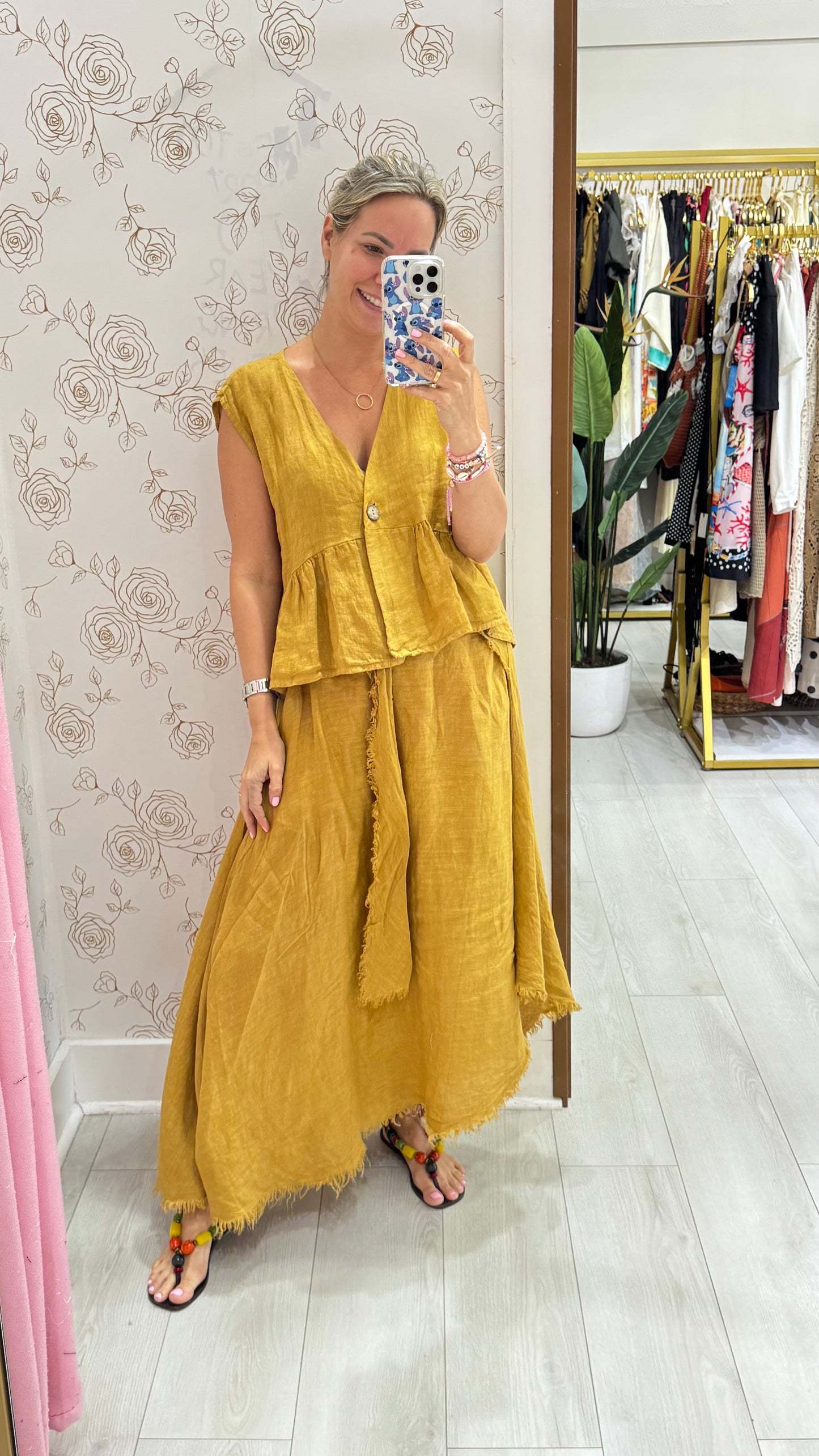 Sara Linen Set