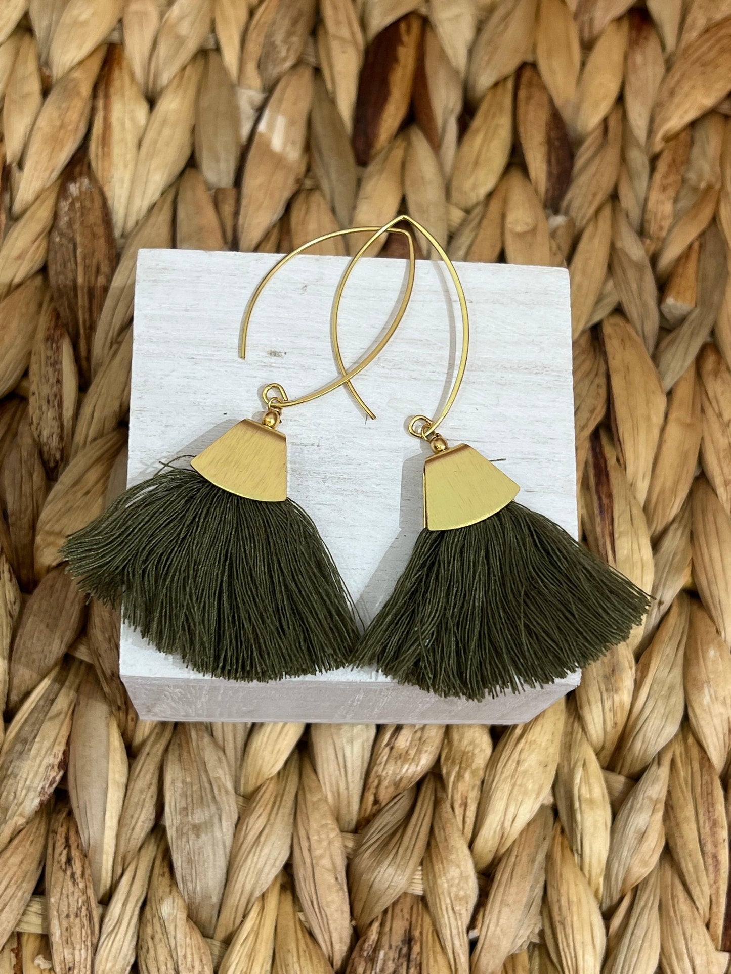 Regina Earring