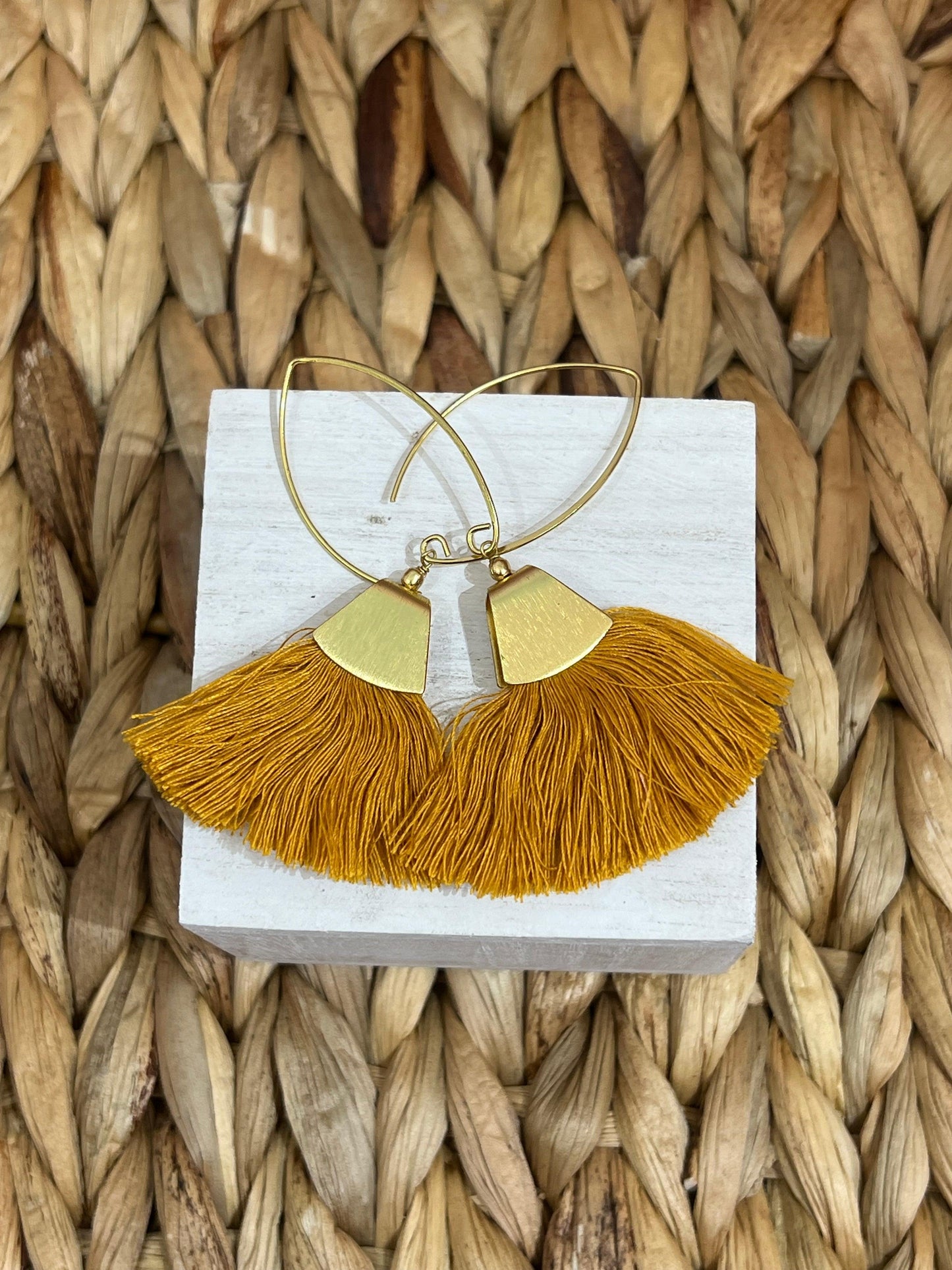 Regina Earring