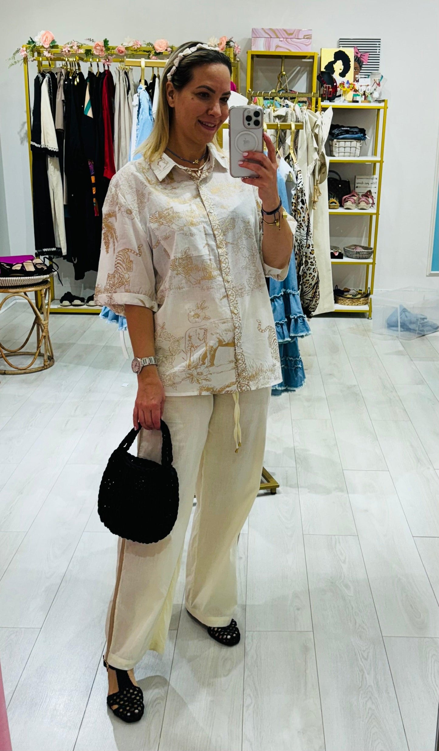 Amara Pant