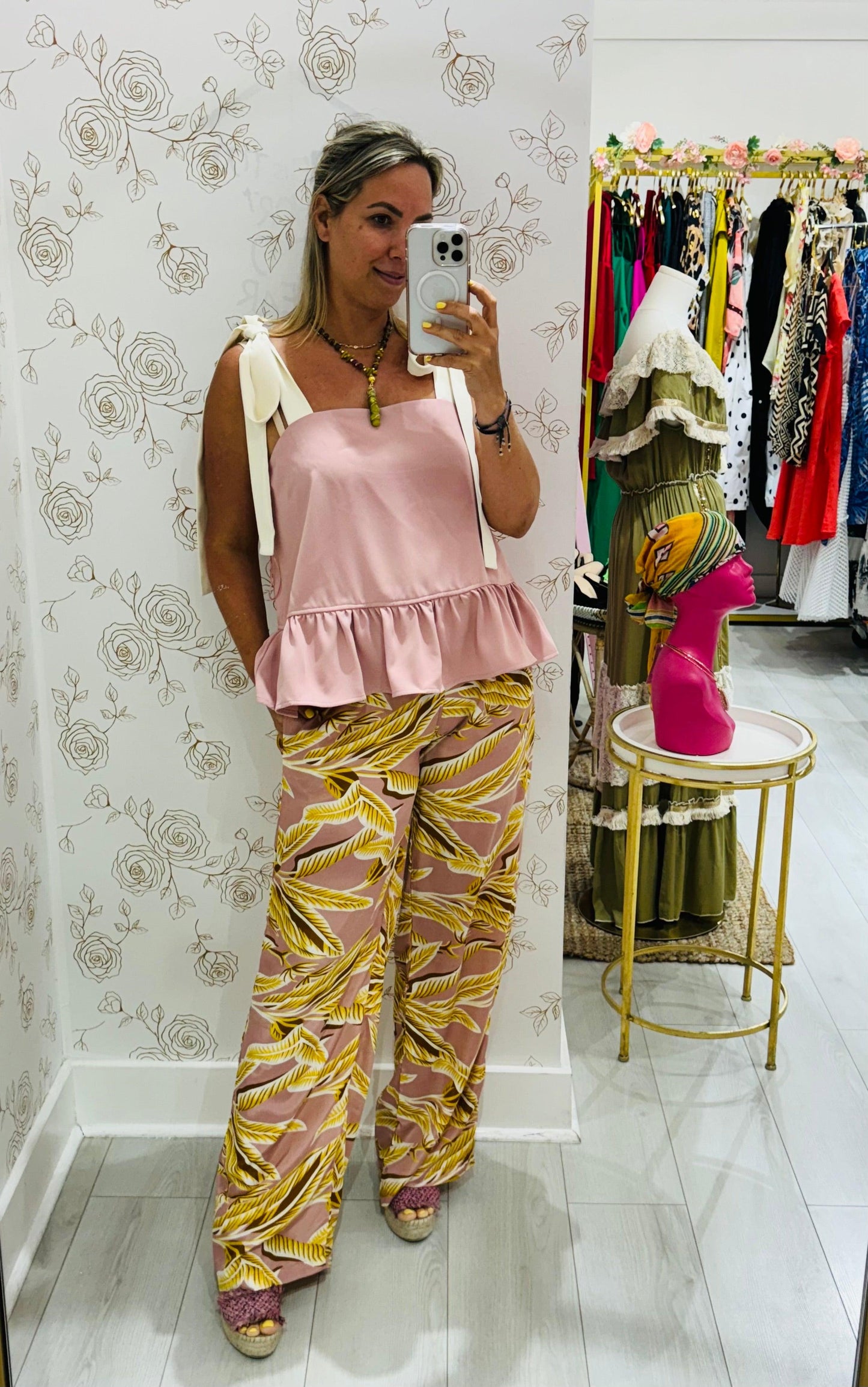 Nina Pant