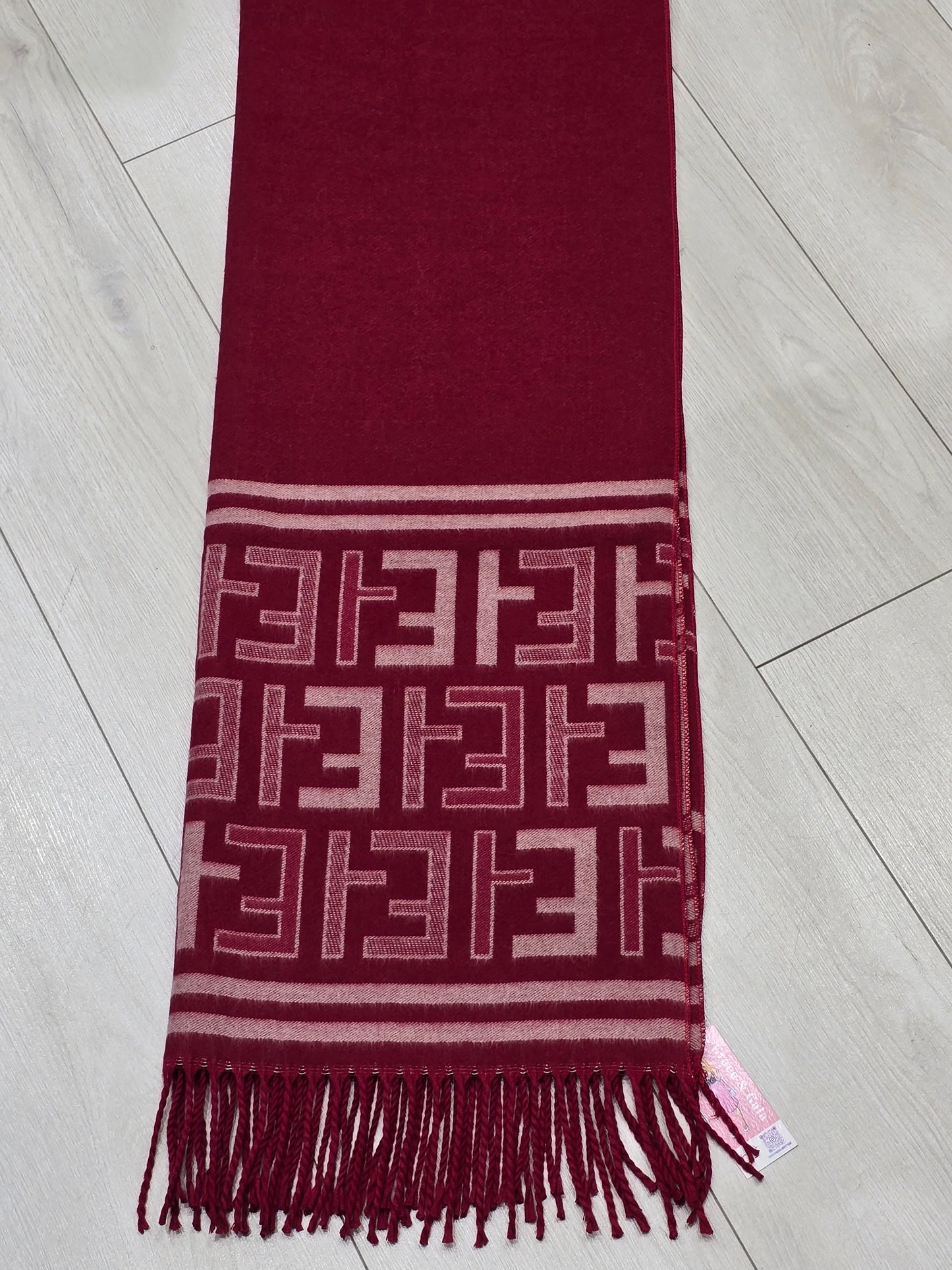 Paula Scarf