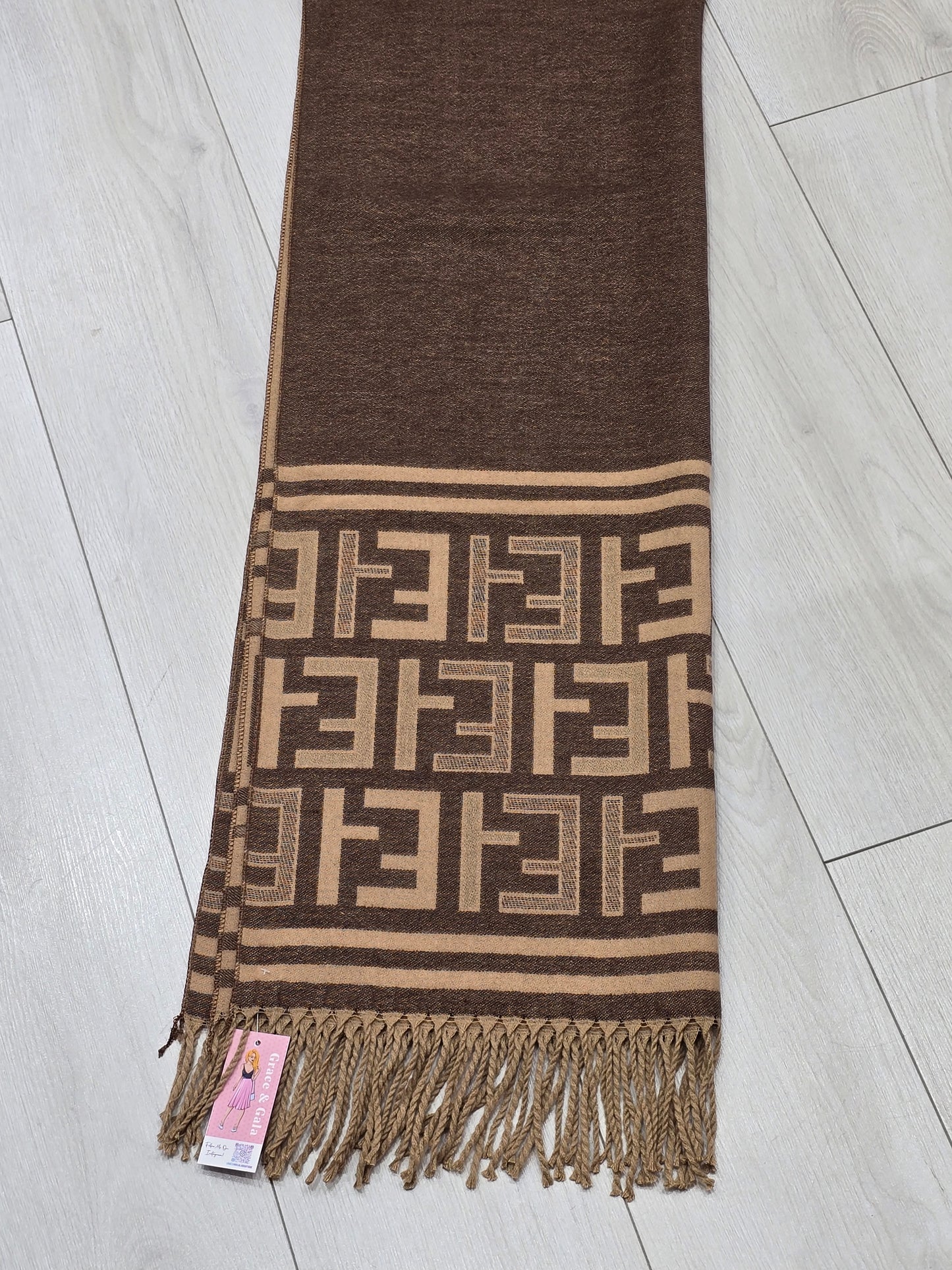 Paula Scarf