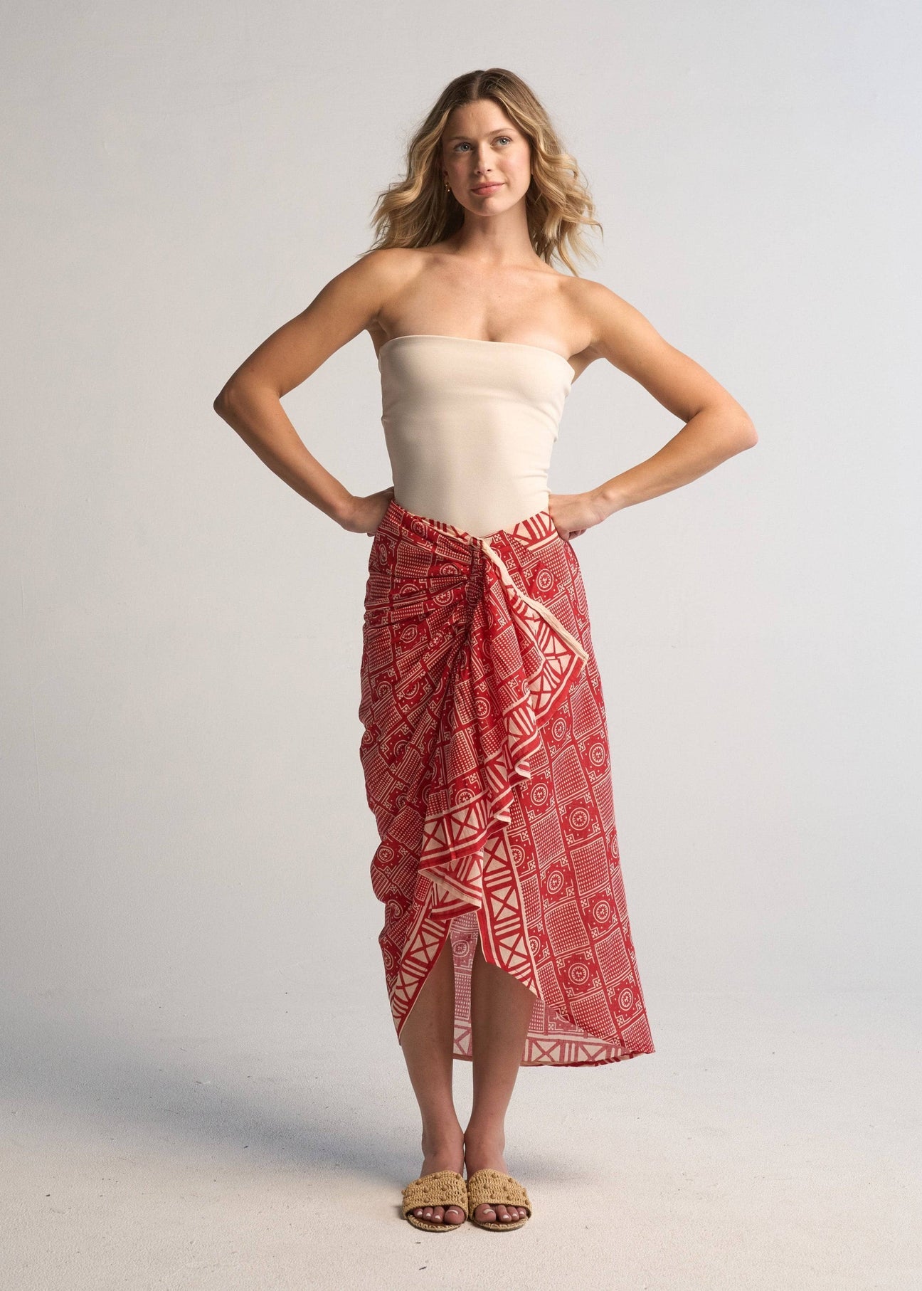 Amelia Pareo Skirt Red