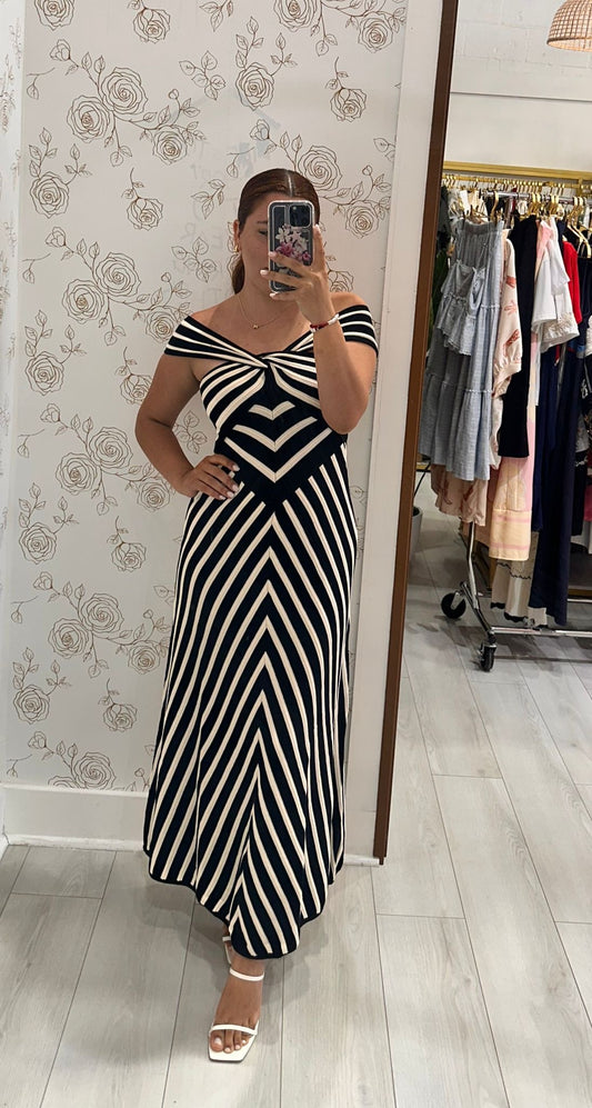 Clarin Dress