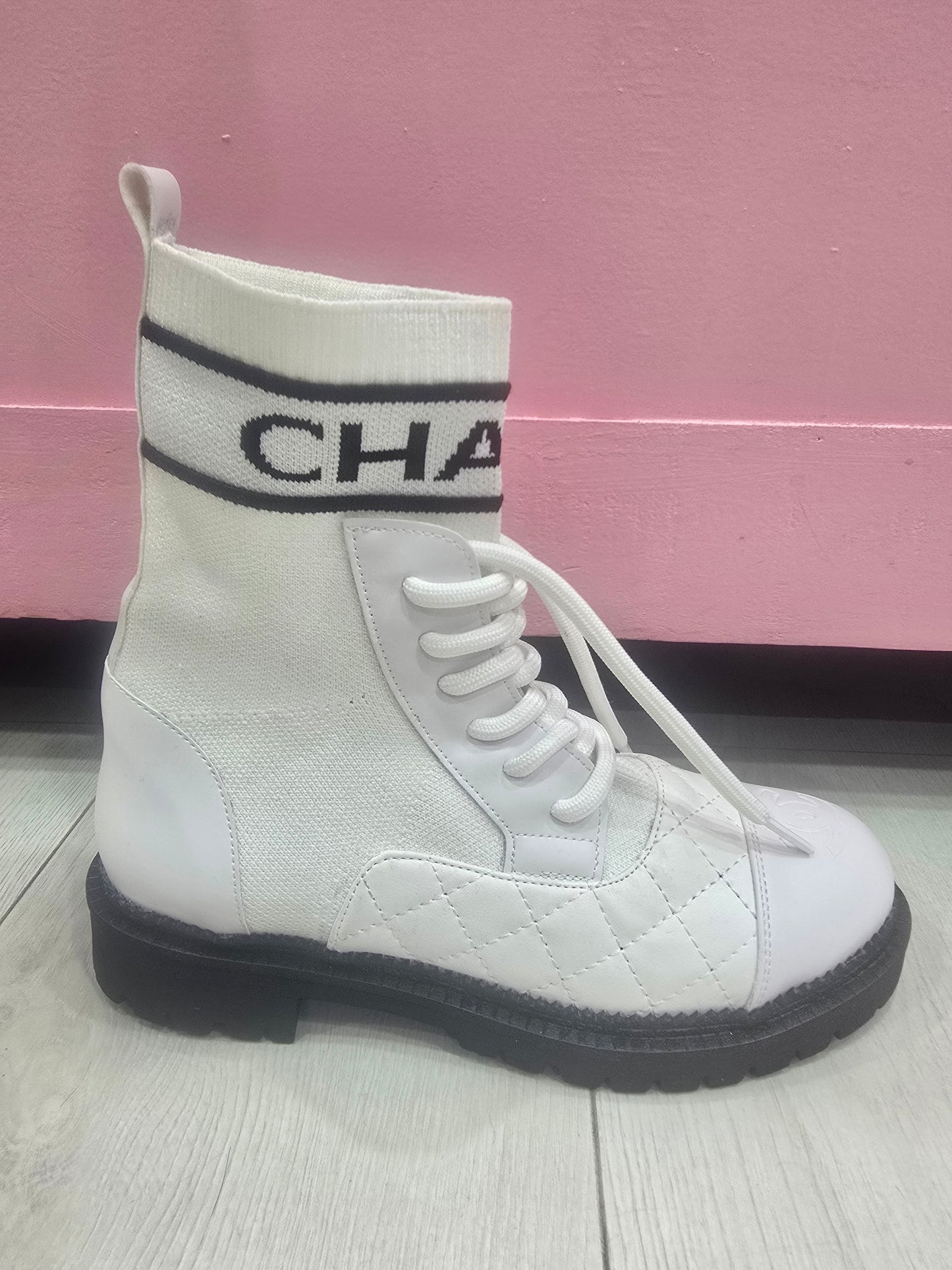 Nena Boots