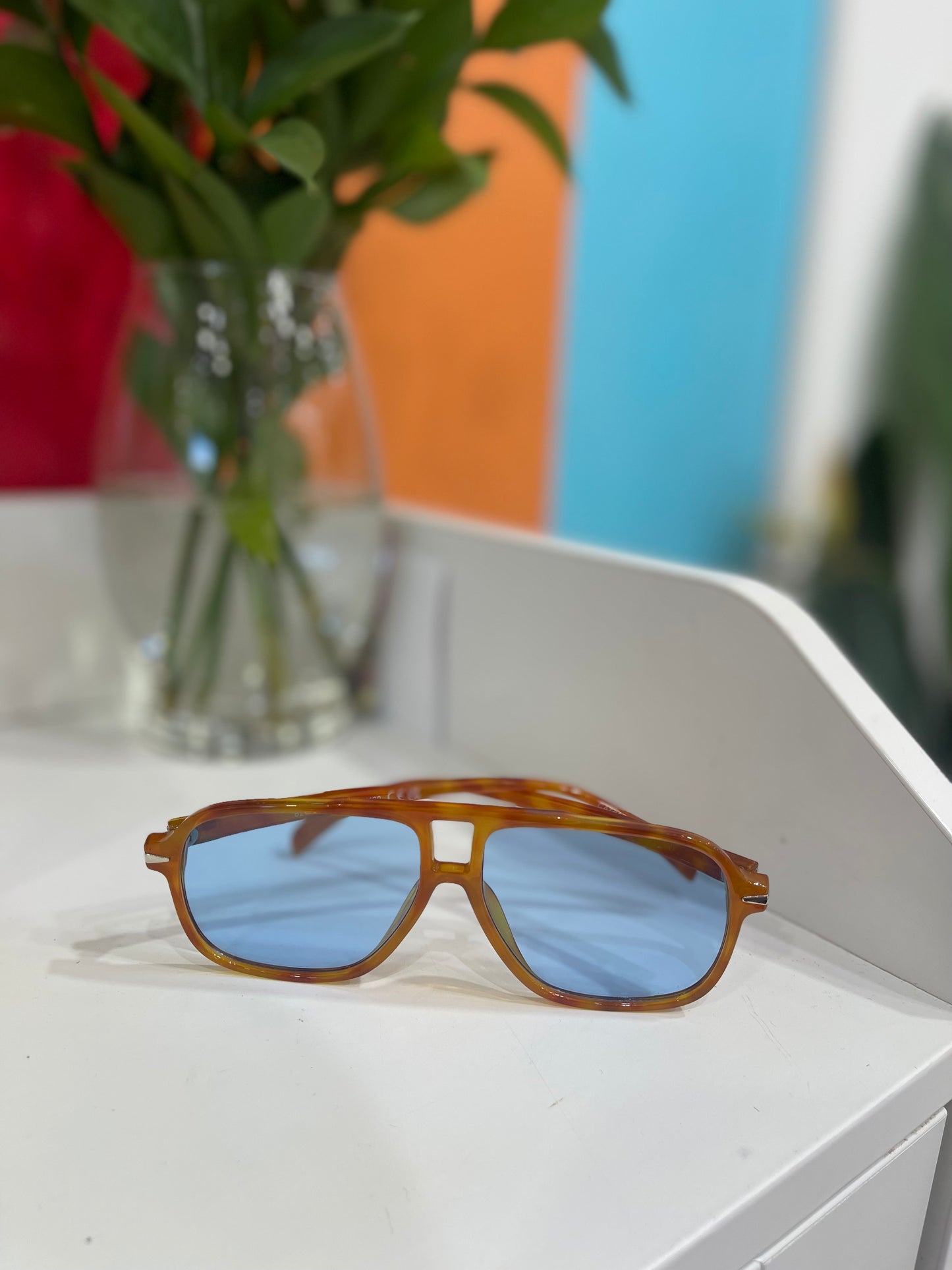 Mau Glases