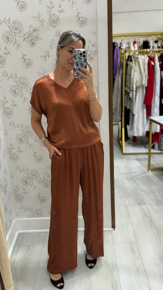 Kiara V Blouse