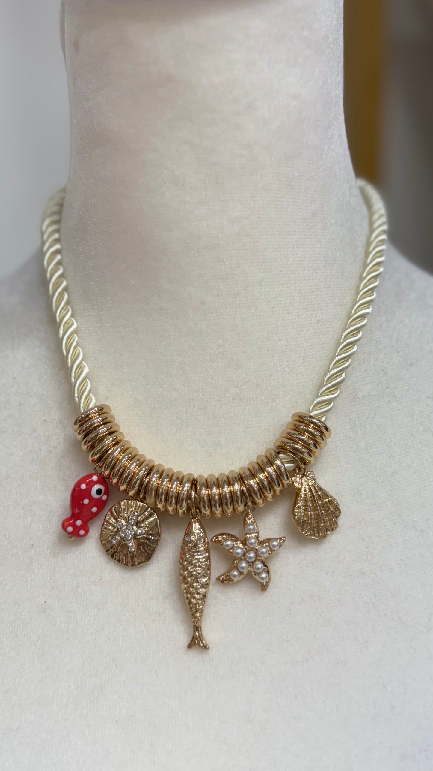 Le Mar Necklace