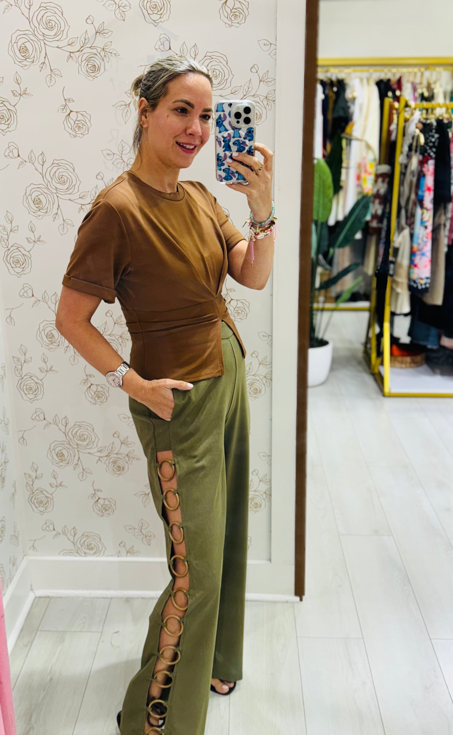 Yazmi Pant