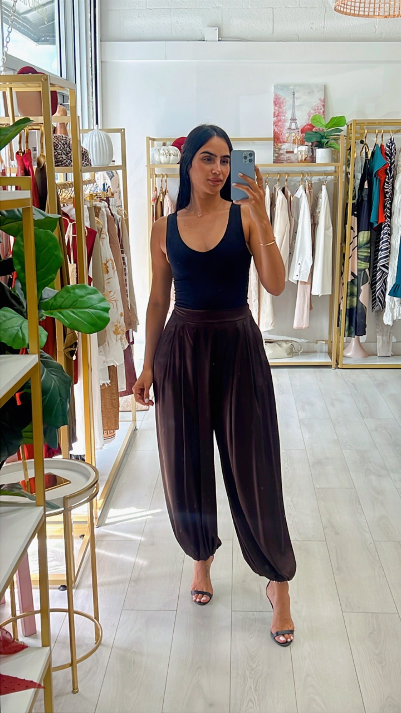 Julia Pant