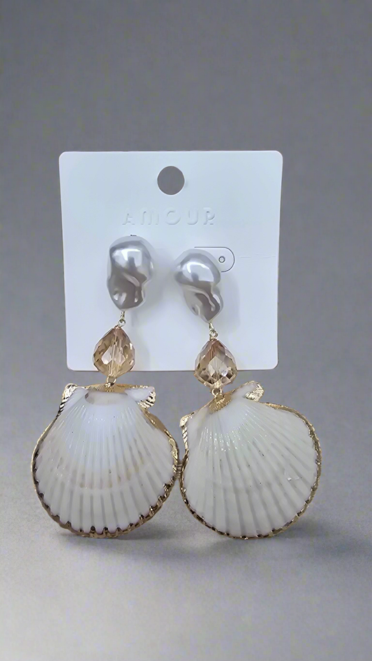 Shell Earring